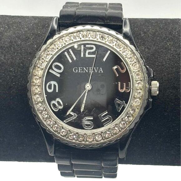 Black & Silver Geneva Men's Watch - Picture 1 of 4